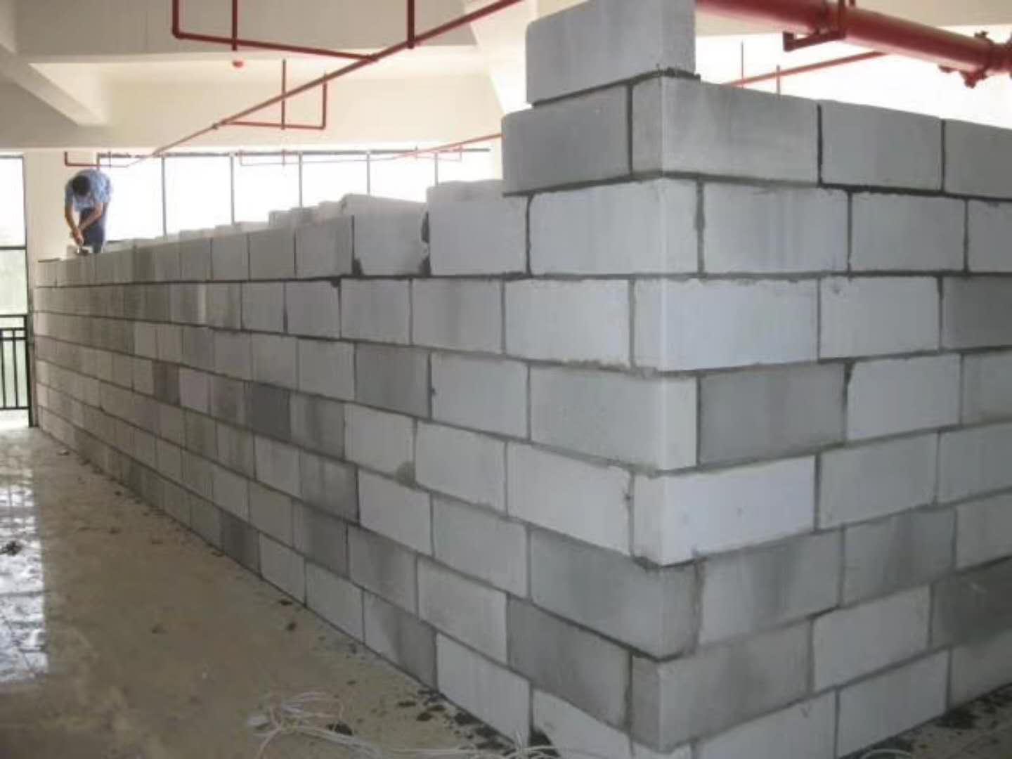 未央蒸压加气混凝土砌块承重墙静力和抗震性能的研究